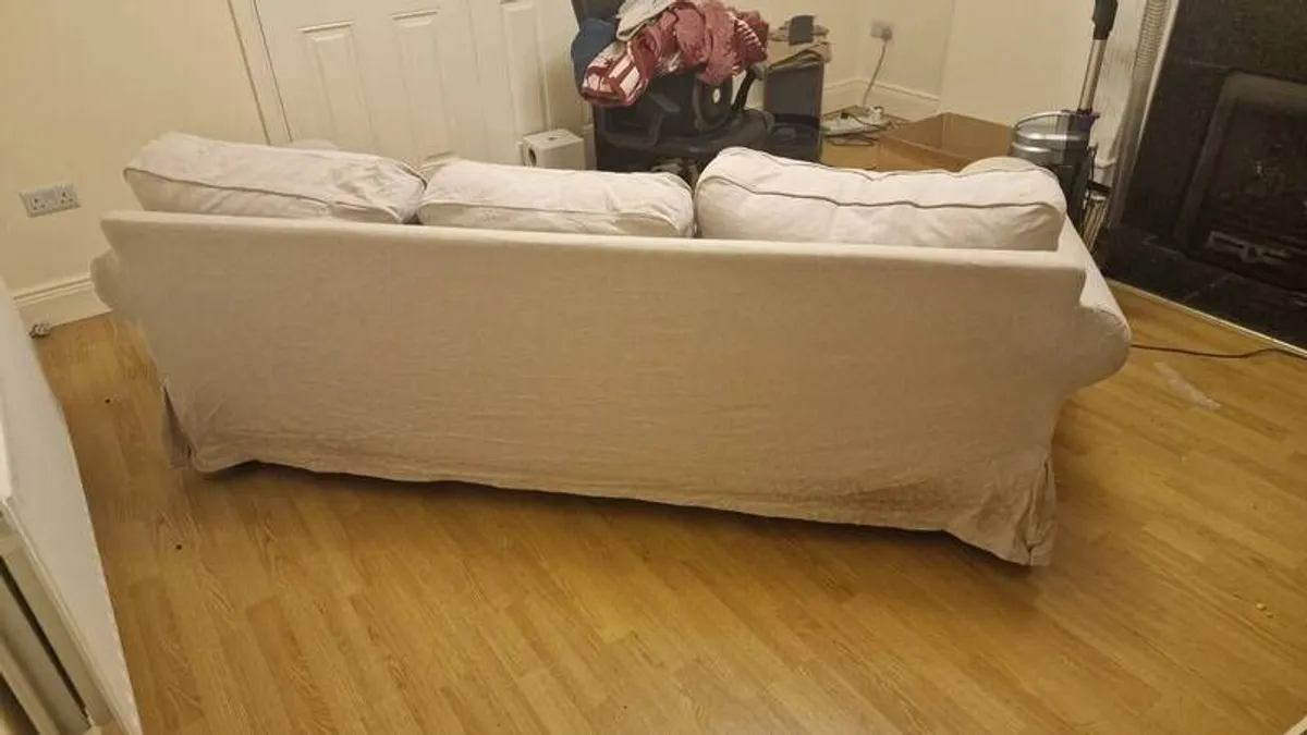 3 seater couch - Image 4