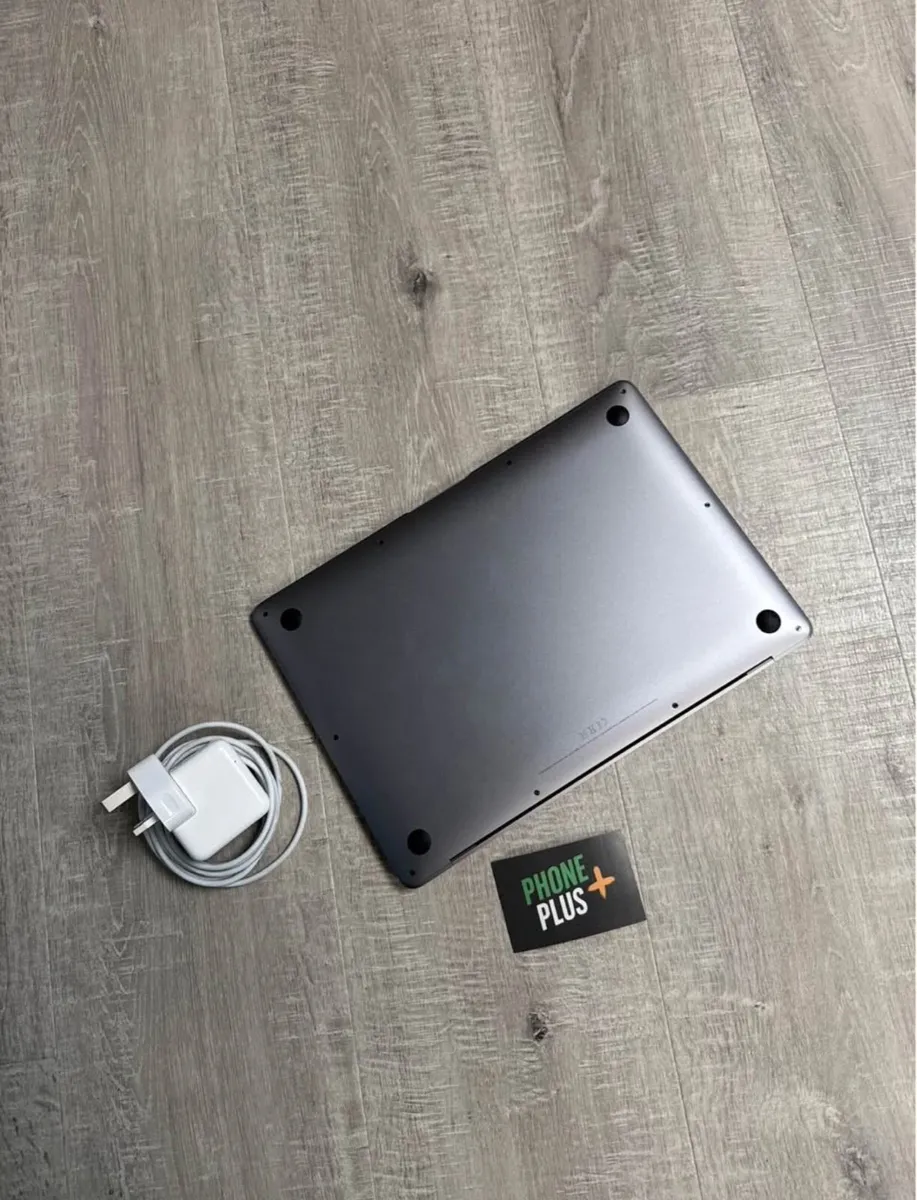 MacBook Air M1 13” 2020 8GB 256GB | 100% Battery - Image 2