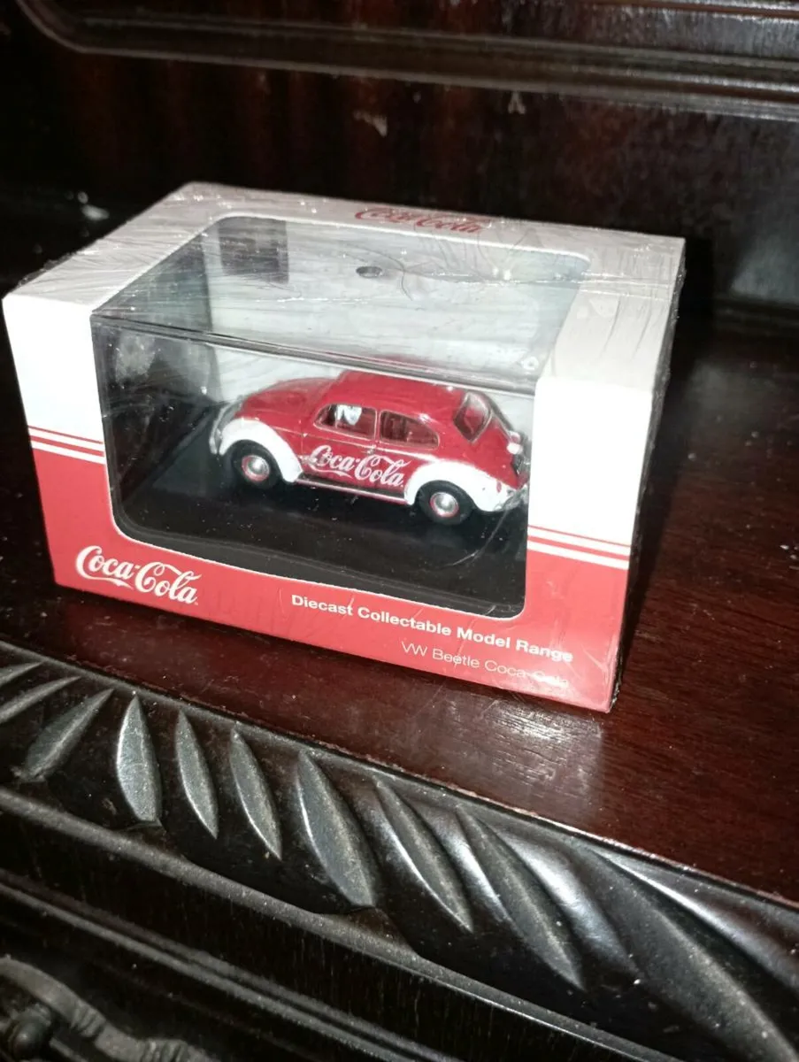 OXFORD DIE-CAST VOLKSWAGEN VW BEETLE COCA COLA - Image 1