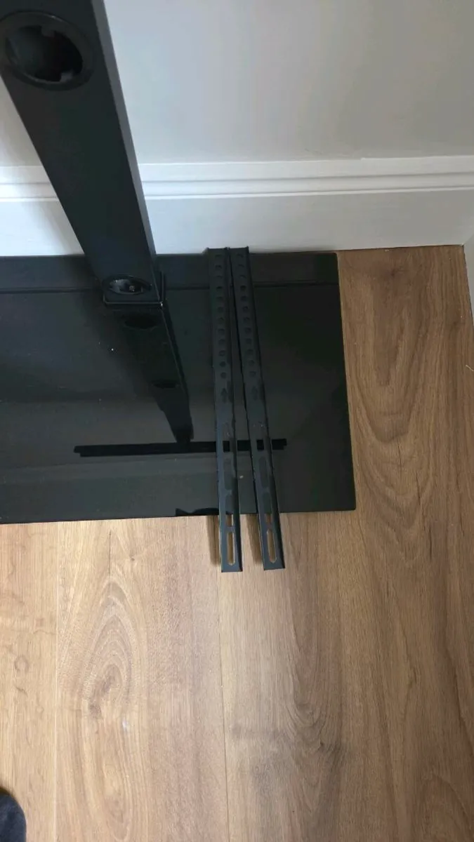 TV Stand - Image 2