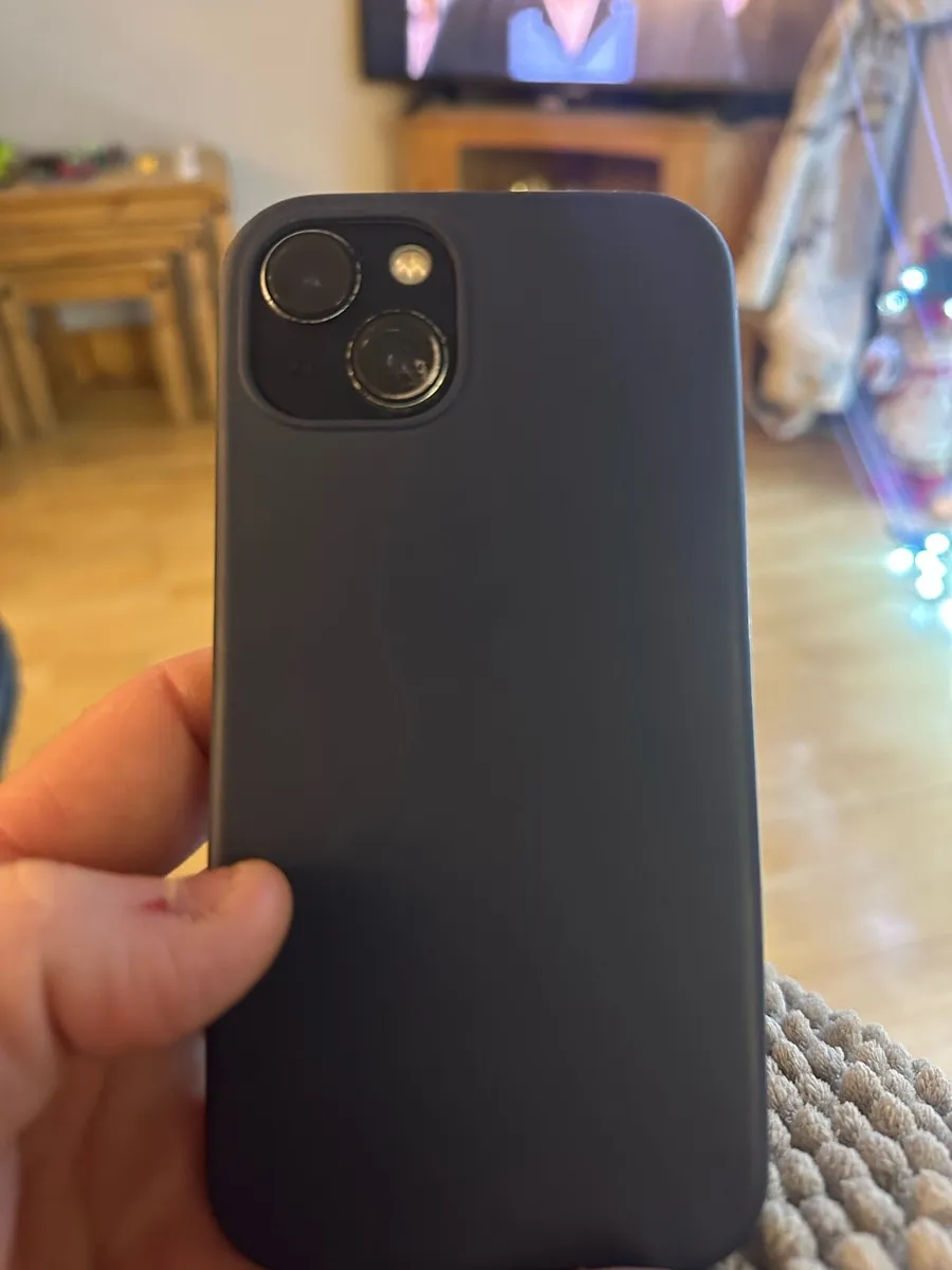 iPhone 13 - Image 3