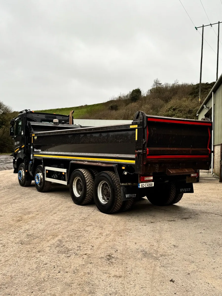 Renault K520 Tipper - Image 4