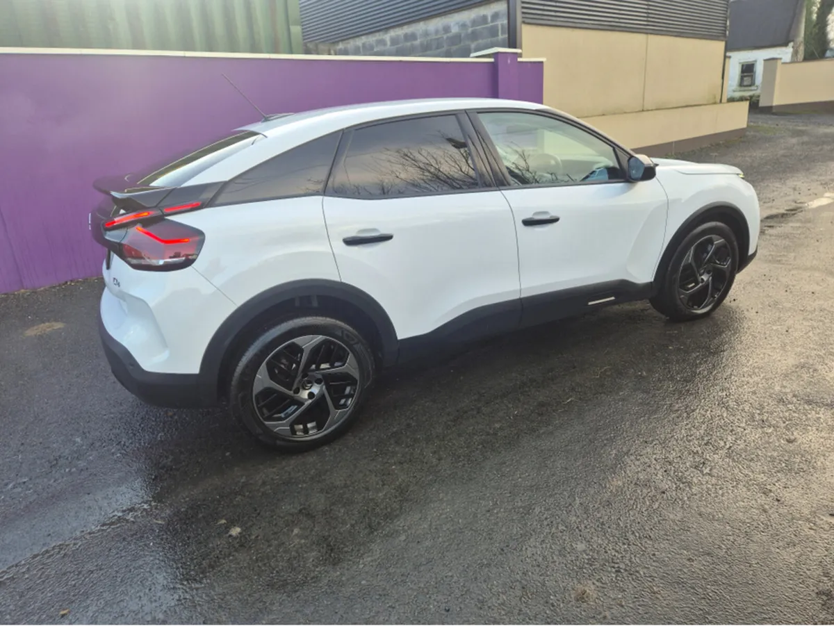 Citroen C4 FEEL BLUEHDI 110 COMMERCIAL MY22. MY22. - Image 3