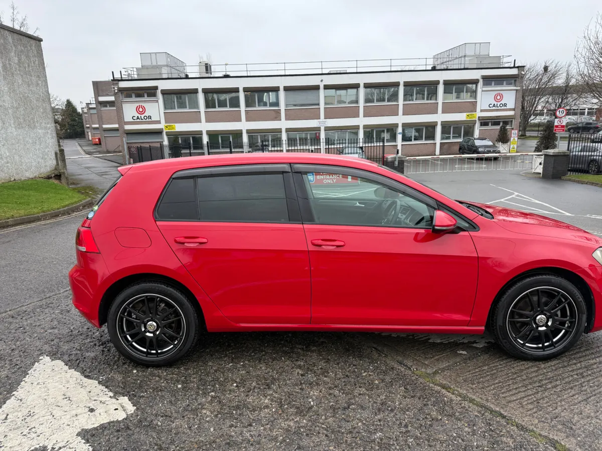 Volkswagen Golf 2014 Automatic - Image 4