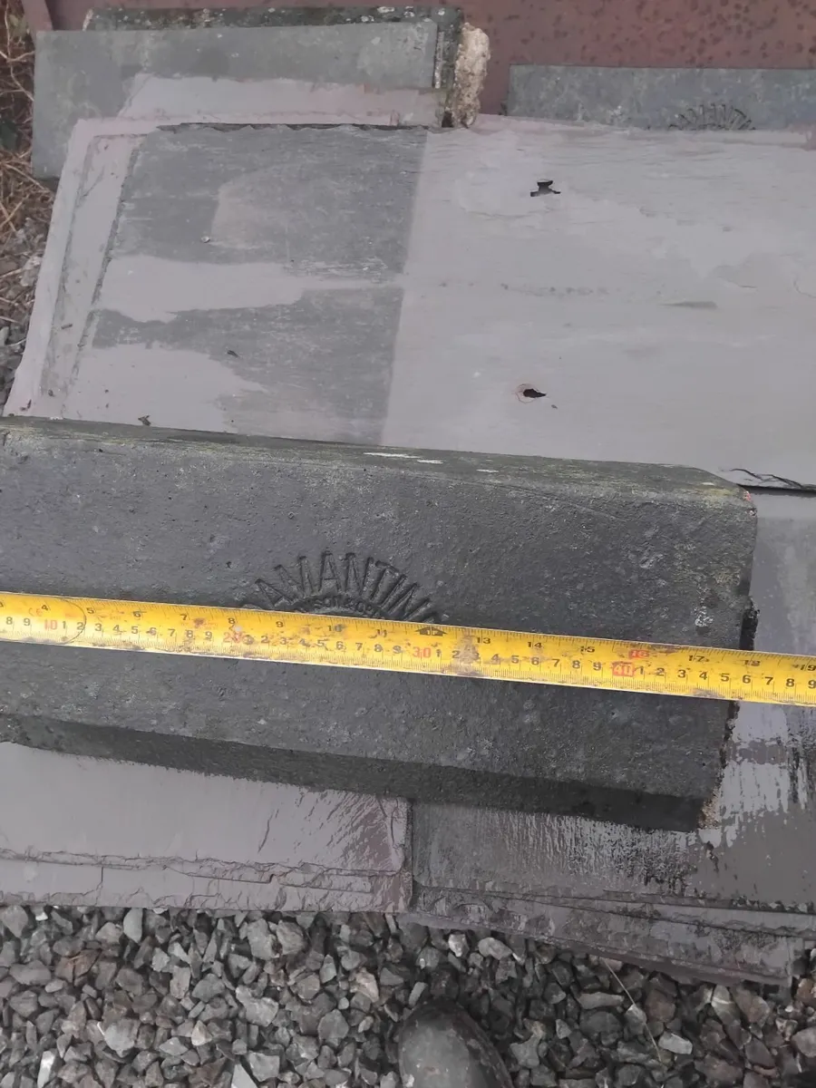 Old slates - Image 3