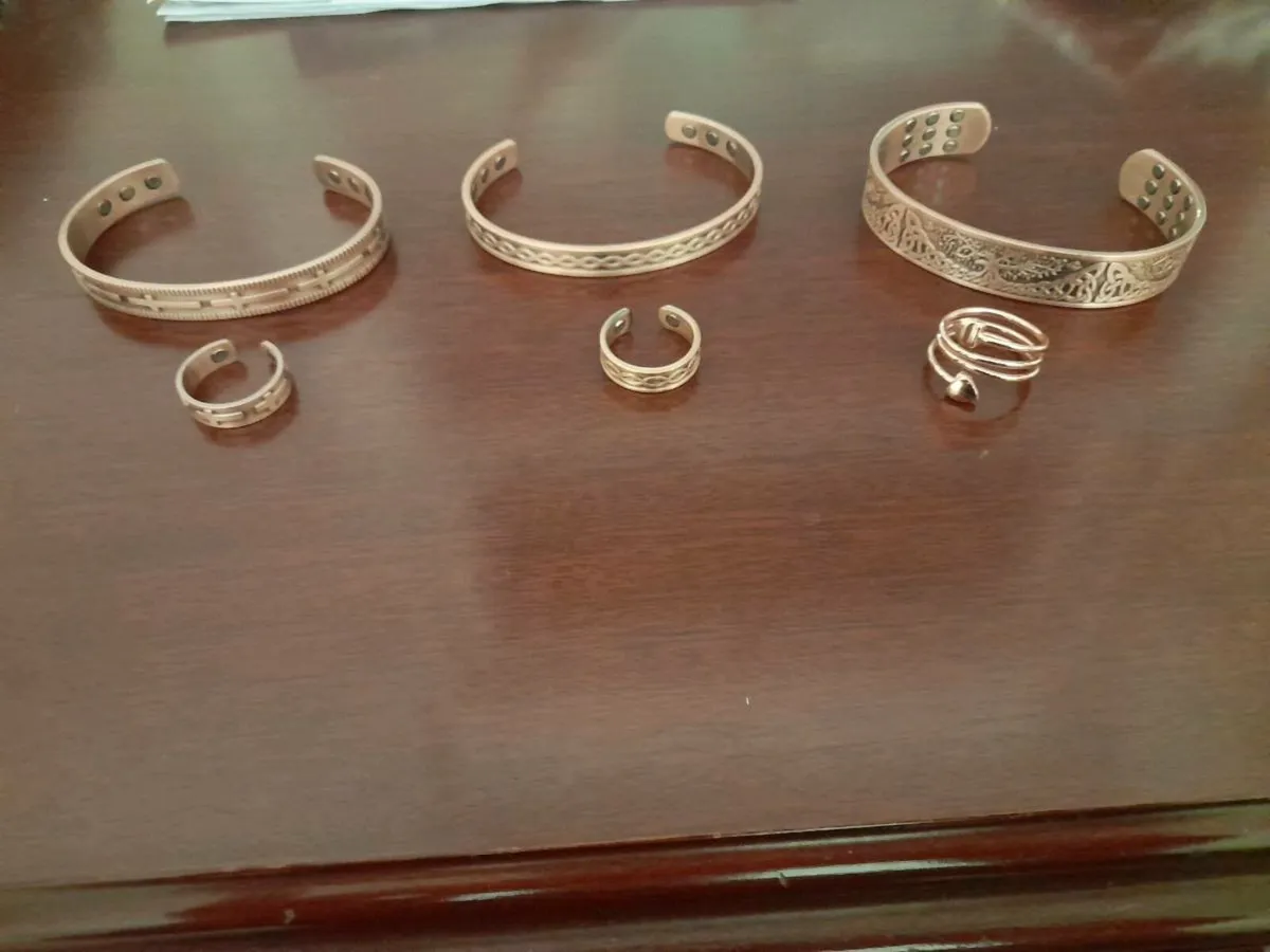 Copper bracelet and ring. - Image 2