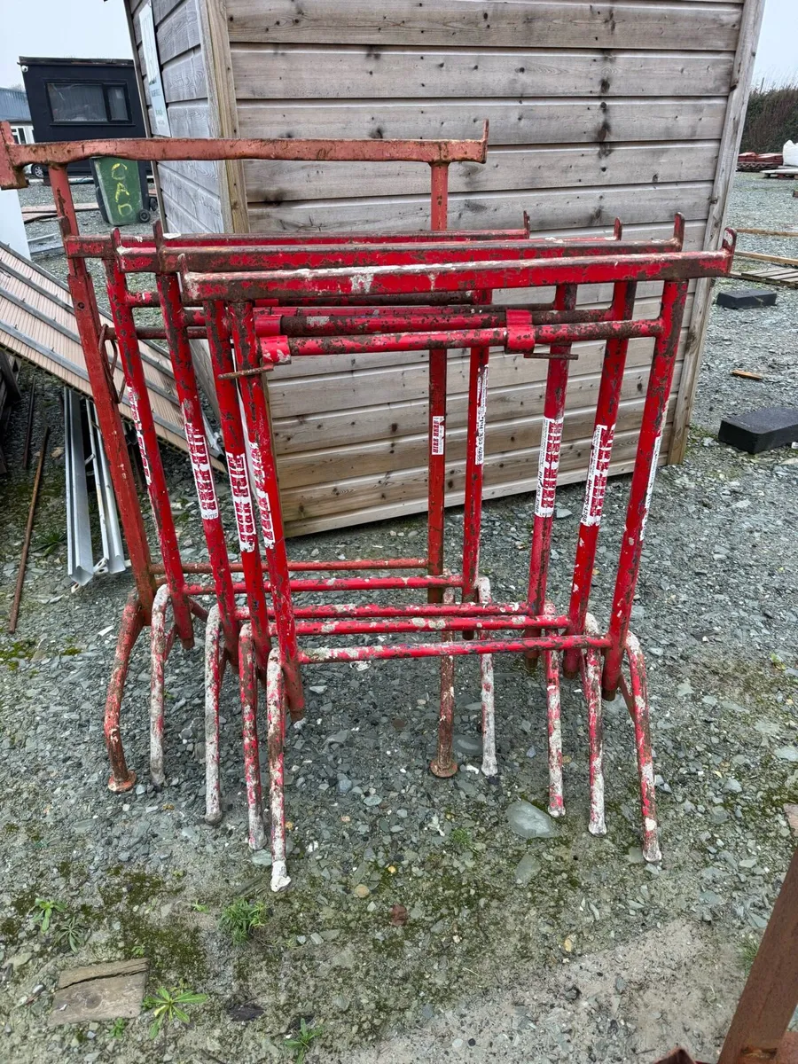 Yard clearance sale - Image 1