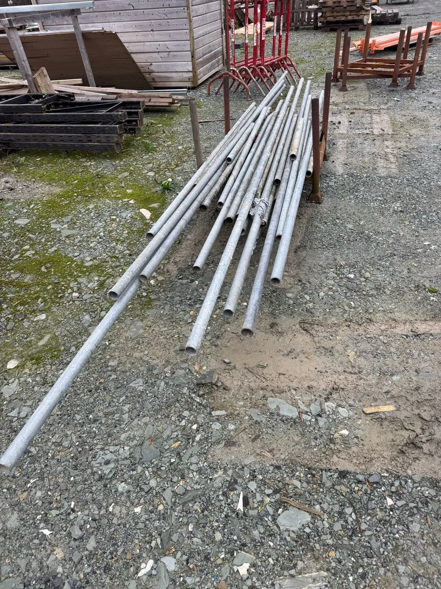 Yard clearance sale - Image 4