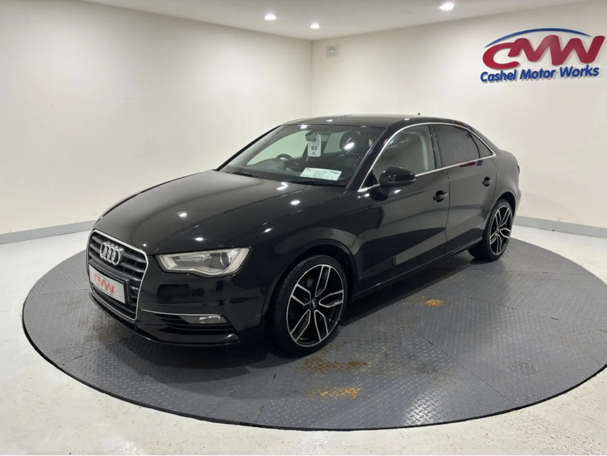Audi A3 1.6 TDI 110 SE SALOON**18''ALLOYS**SAME DA - Image 3