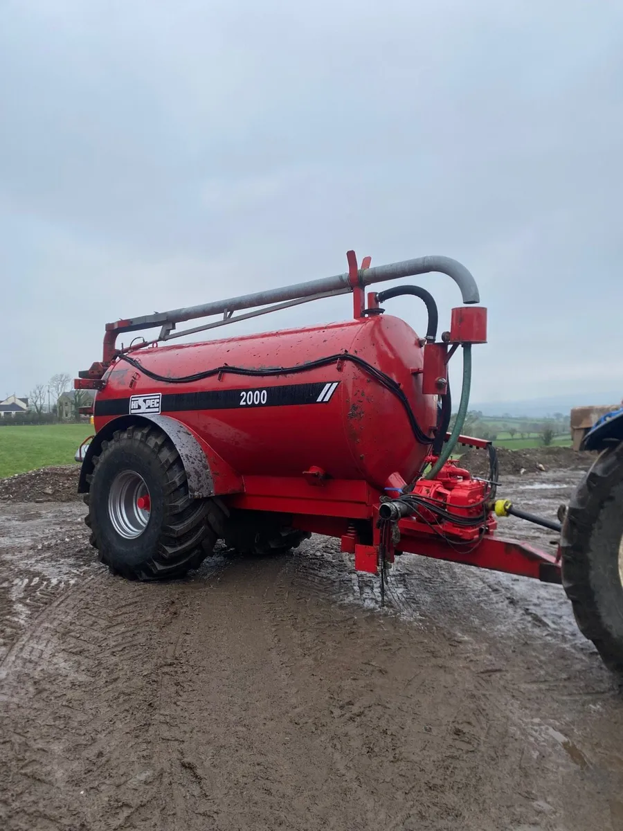 Slurry tanker - Image 1