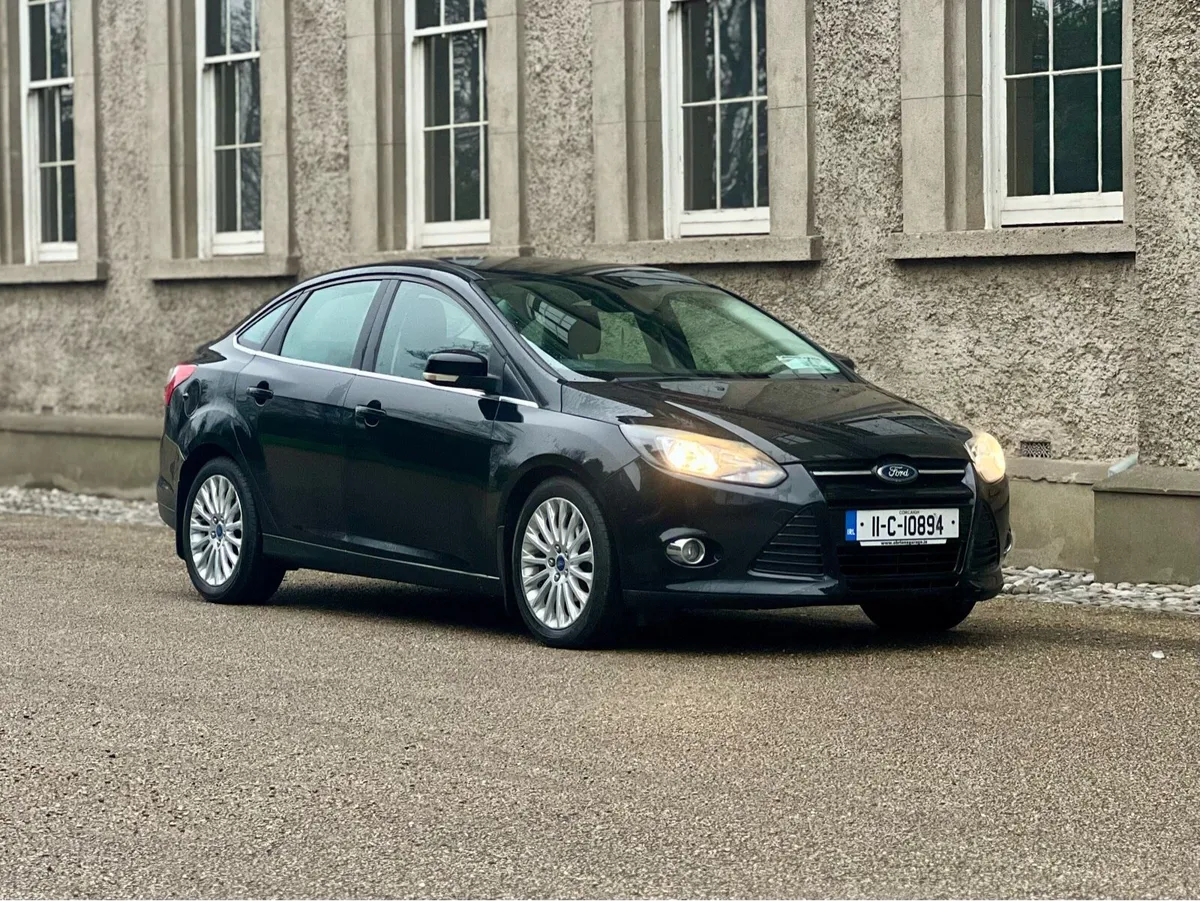 2011 Ford Focus Titanium Diesel Saloon Black - Image 1