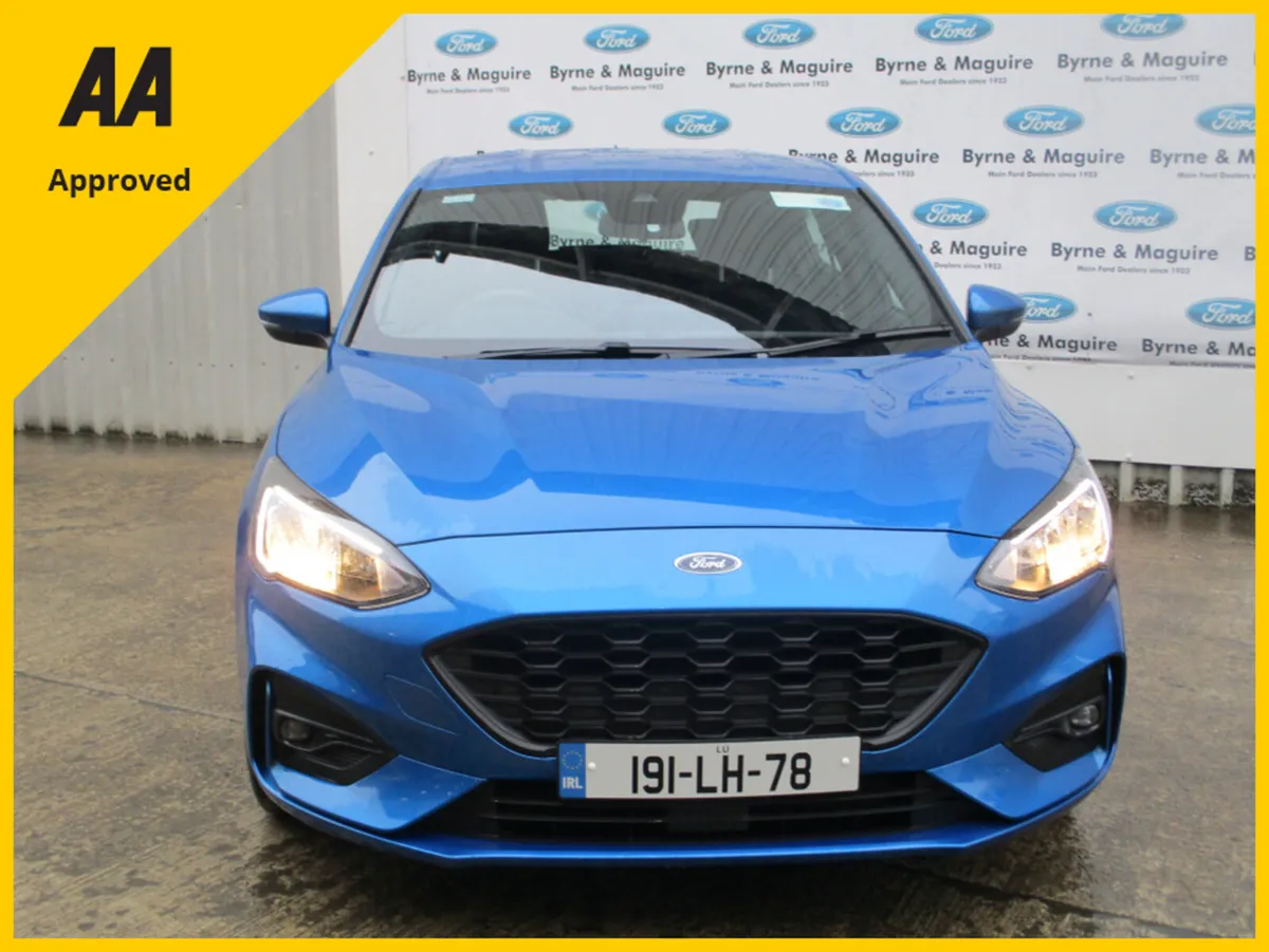 Ford Focus ST-LINE 1.0 ECOBOOST WITH A LONG NCT TE - Image 4