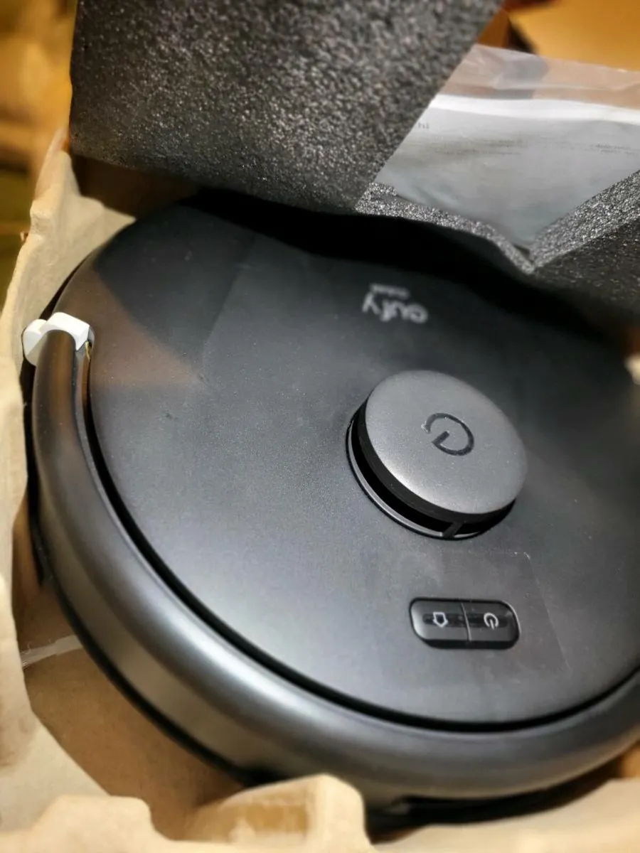 Eufy L60 Robot Vaccuum - Image 4