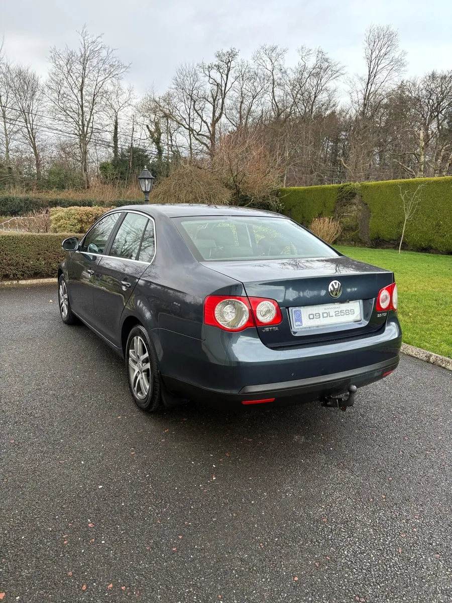 09 Volkswagen Jetta 2.0 Tdi - Image 3