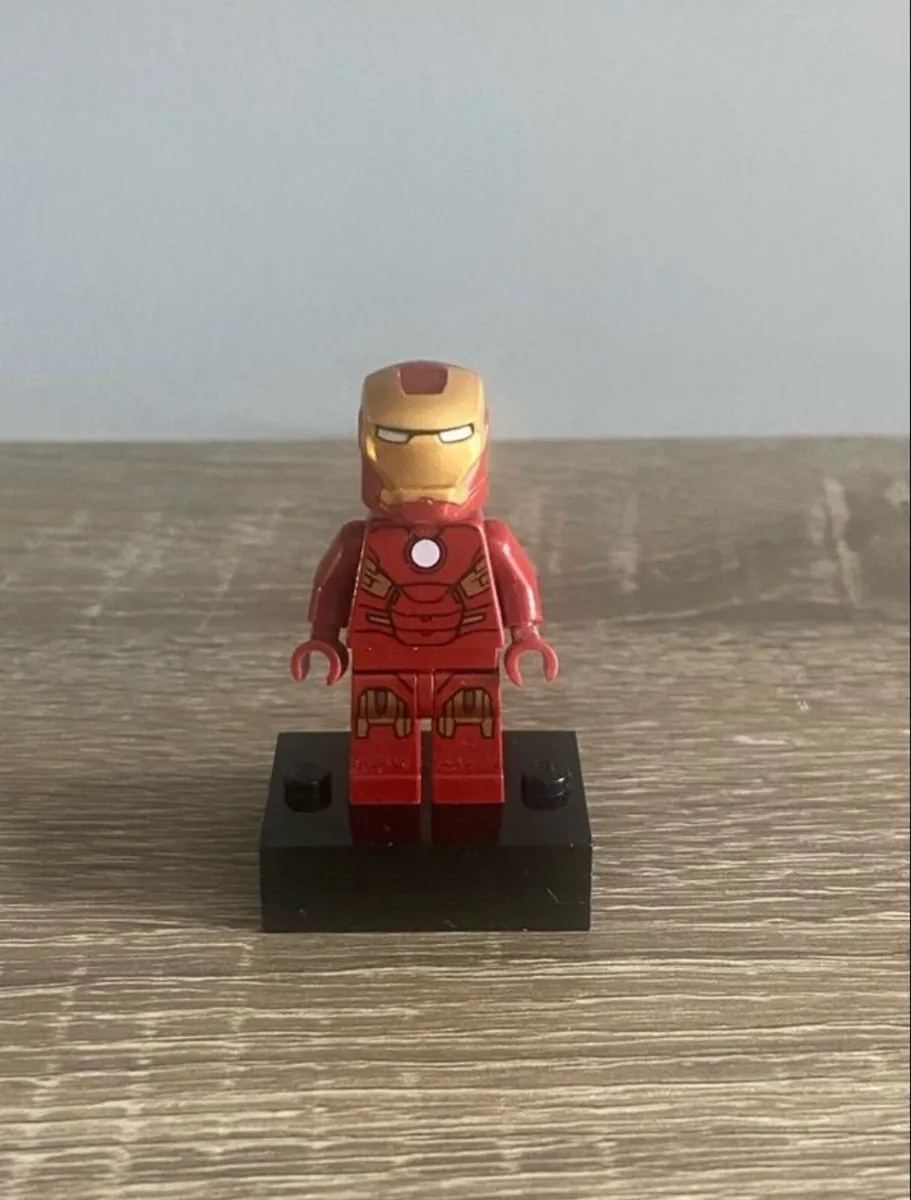 Lego iron man