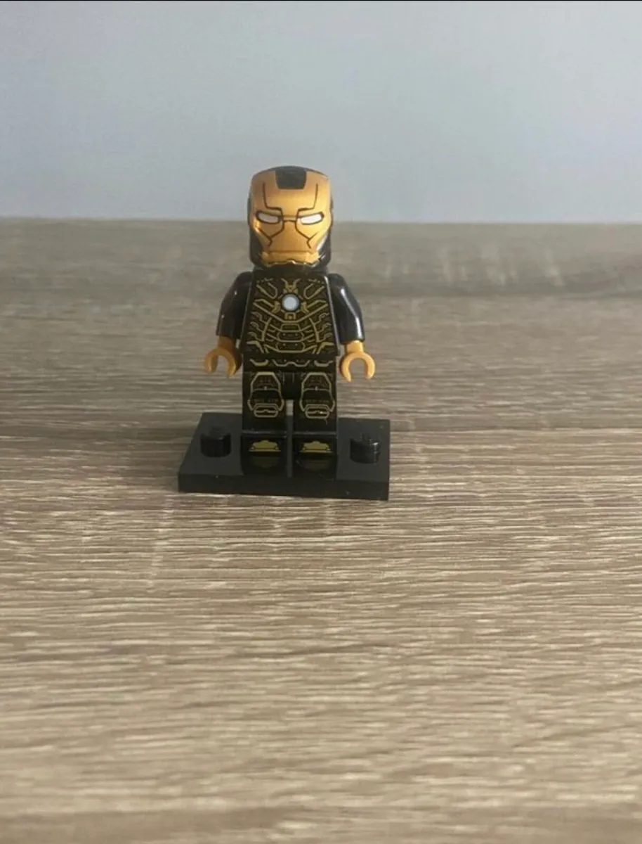 Lego iron man