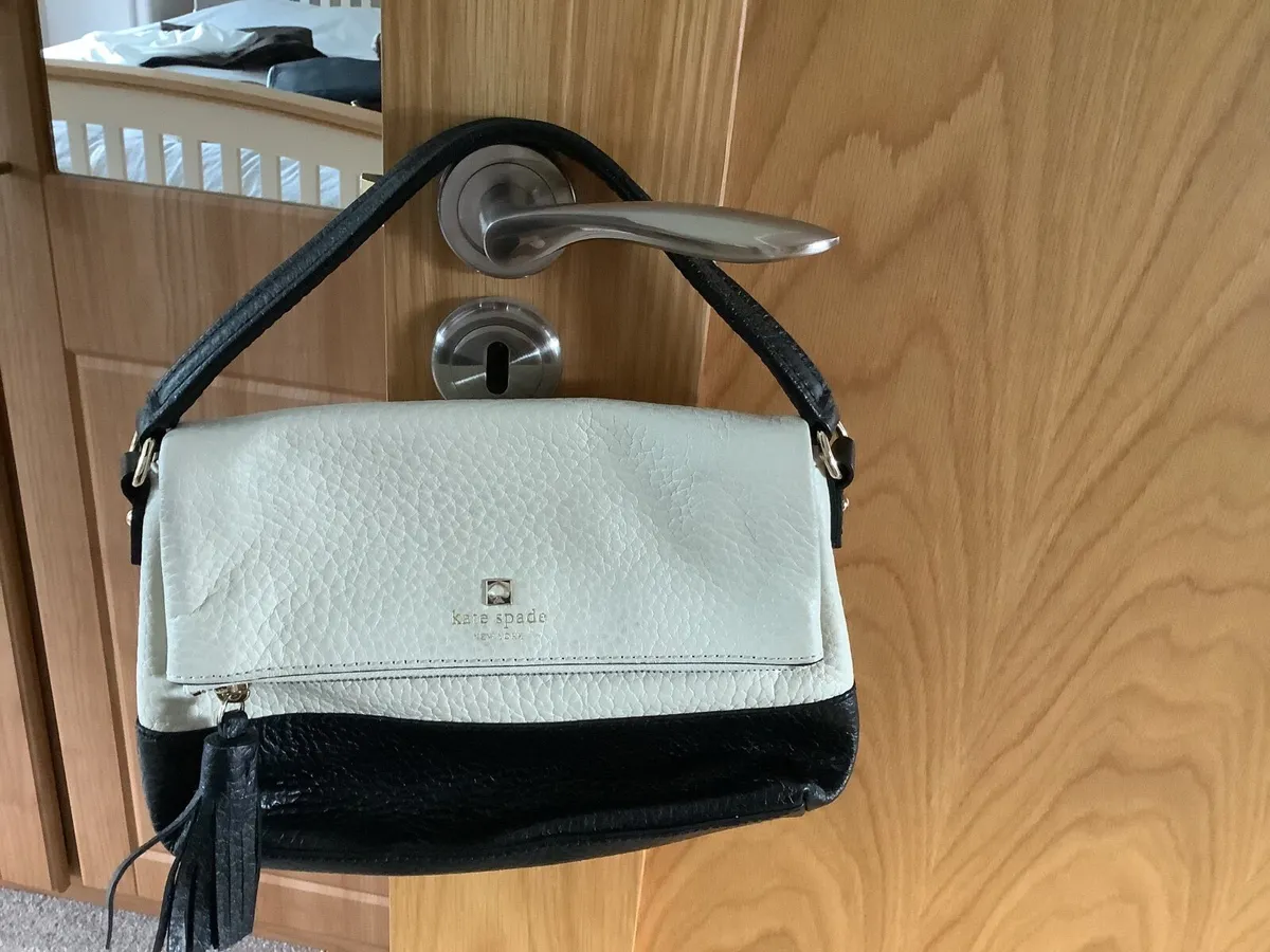 Kate spade bag and purse - Image 1