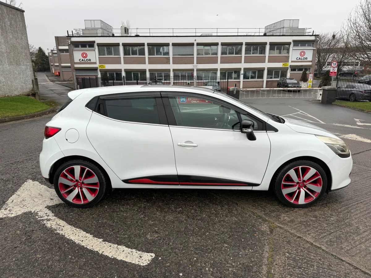 Renault Clio 2014 Automatic - Image 4