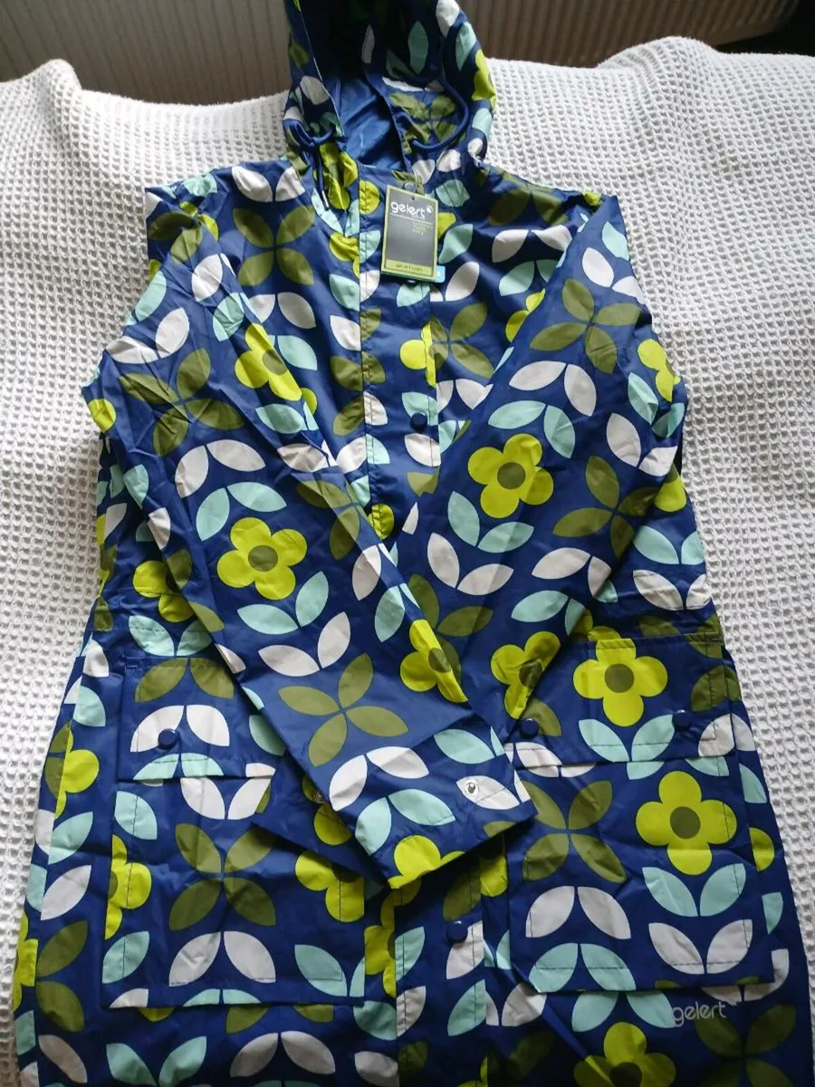 Women's Gelert Jacket - Image 2