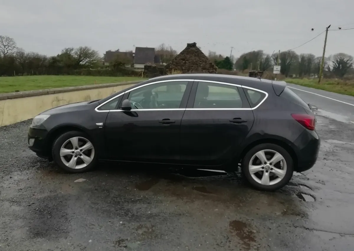 Vauxhall Astra 2010 - Image 4