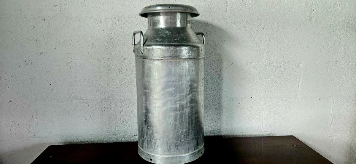 MILK CHURNS - Image 1