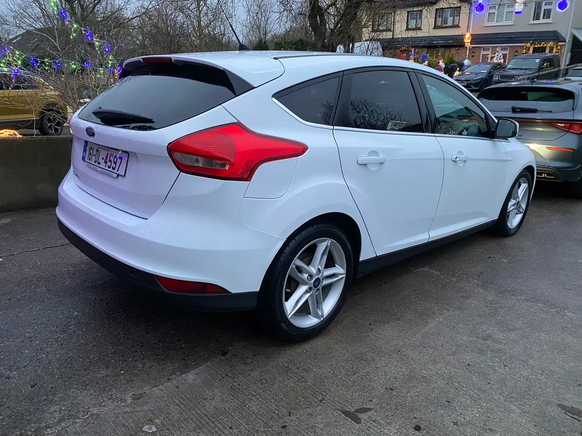 FORD FOCUS 1.5 TDCI ZETEC - Image 3
