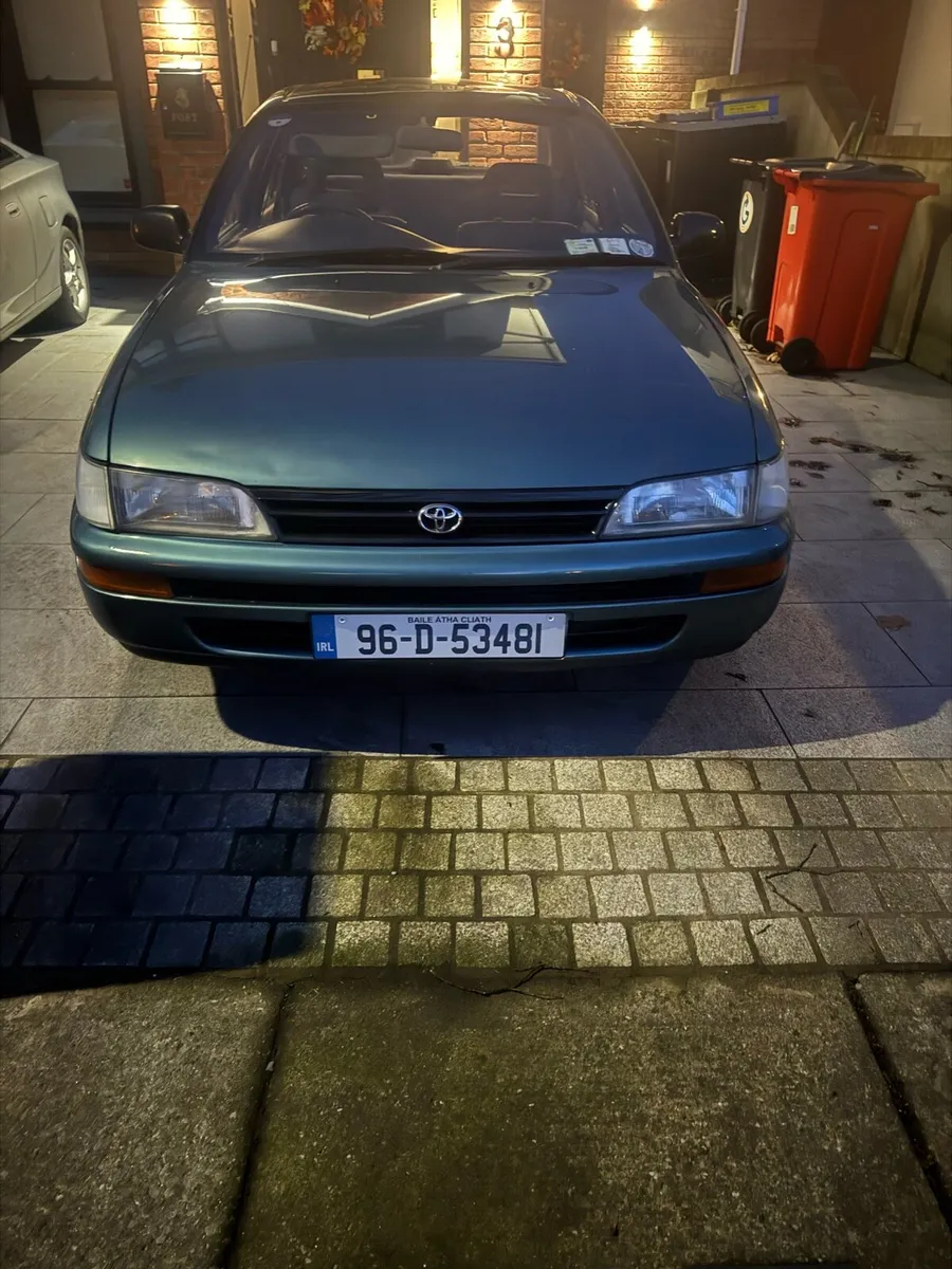1996 Toyota Corolla - Image 2
