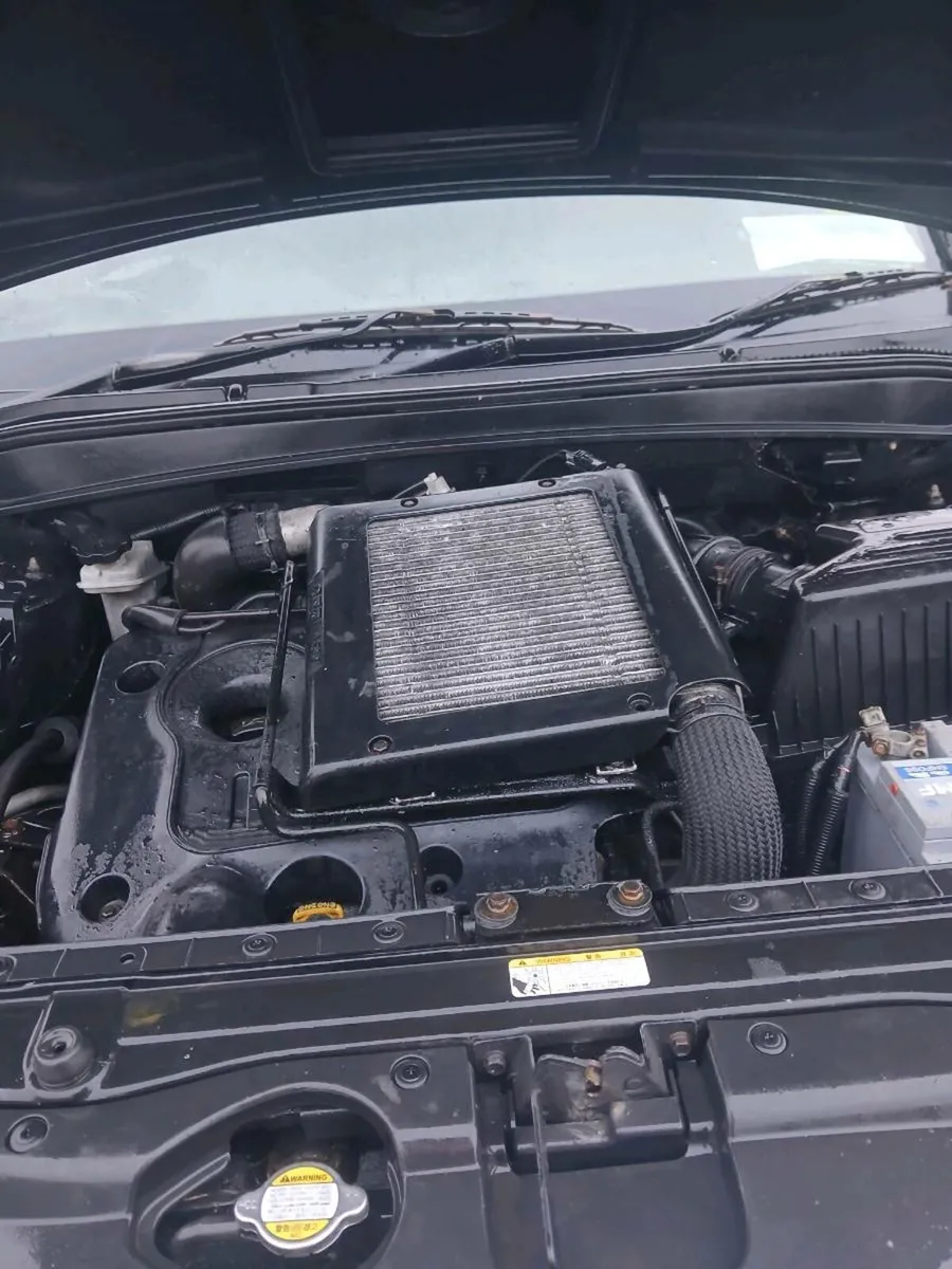 08 Santa fe for breaking and repairs - Image 1