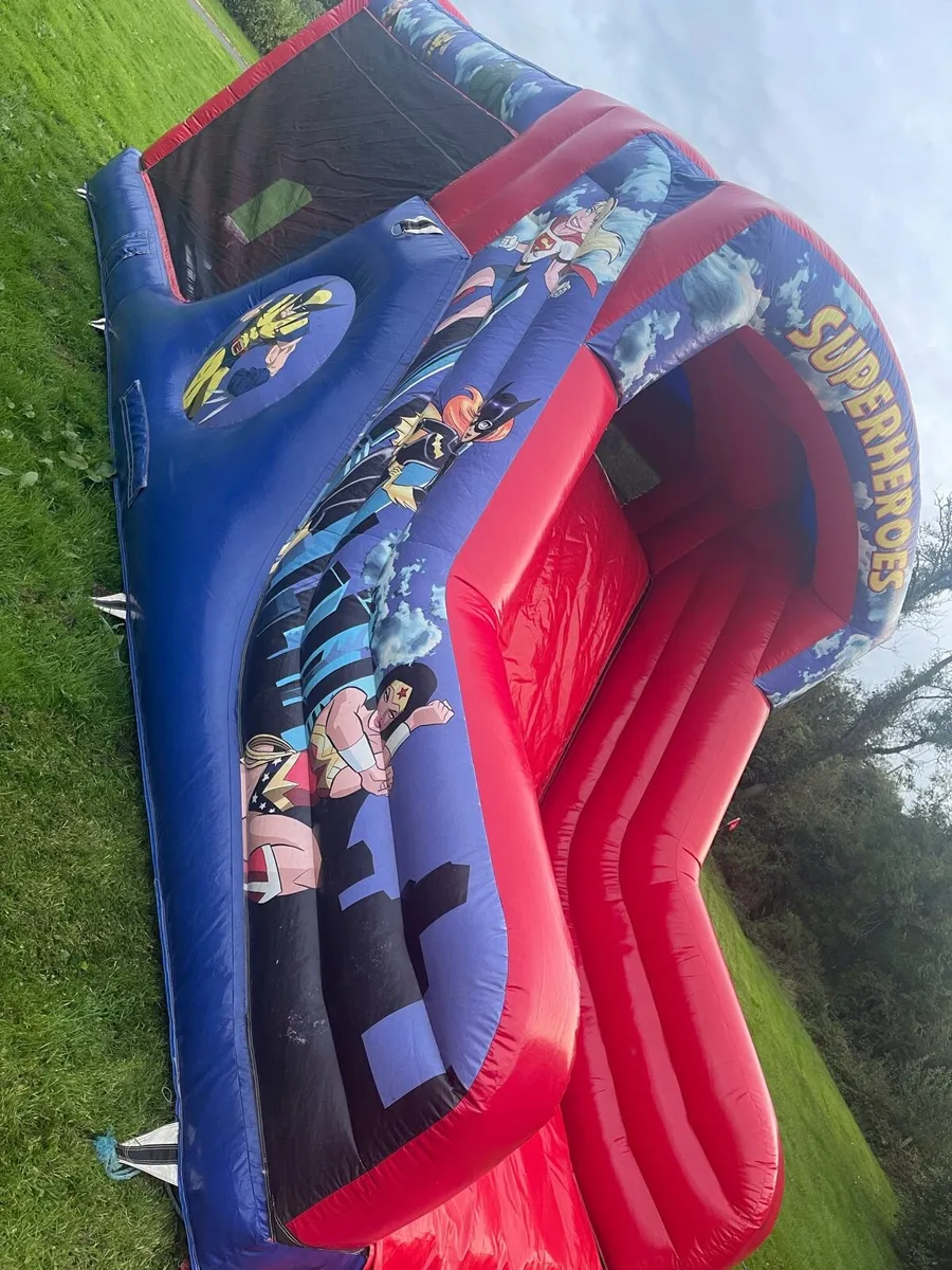 Bouncy castle fun run - Image 2