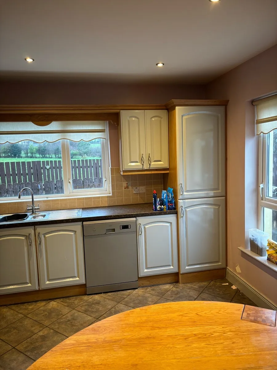 Kitchen units - Image 2