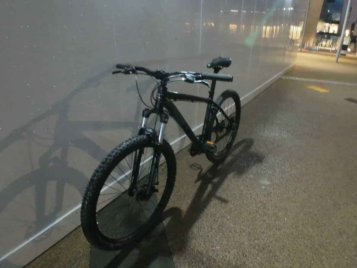 Carrera Vengeance Mountain Bike - Image 1