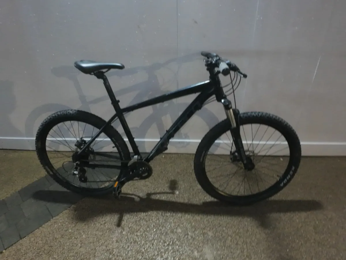 Carrera Vengeance Mountain Bike - Image 3