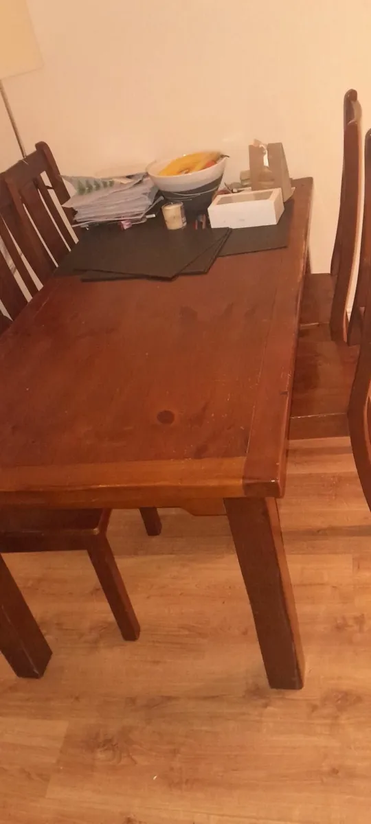 Kitchen table with chairs - Image 3