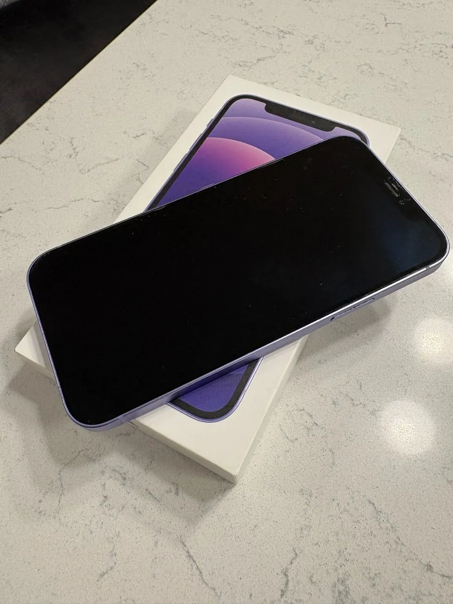 I Phone 12 - Image 2