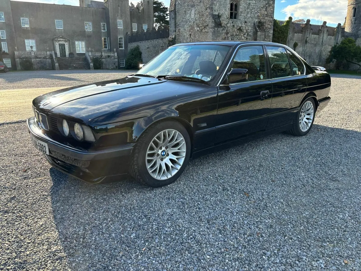 BMW 535i Sport E34 1990 - Image 1