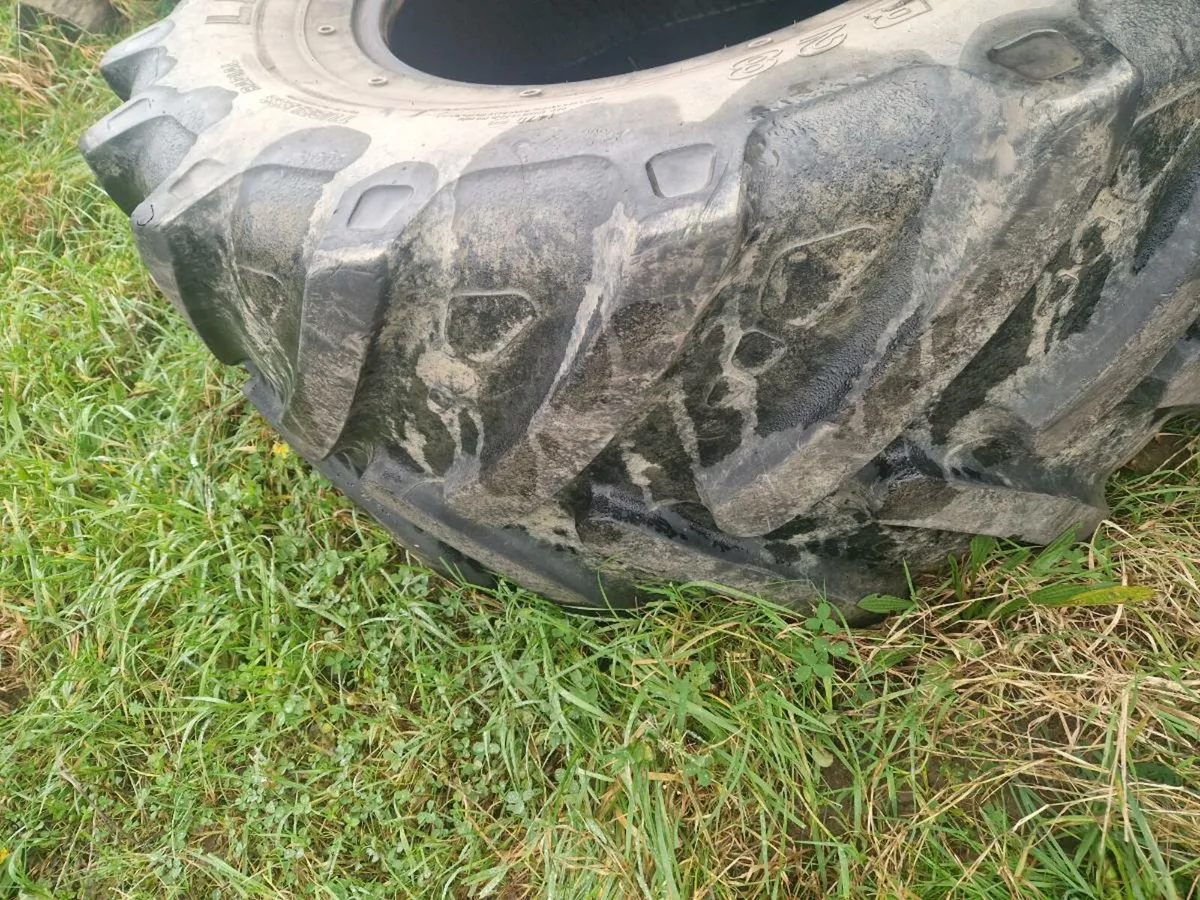 600 65 28 tractor tyres for sale - Image 2