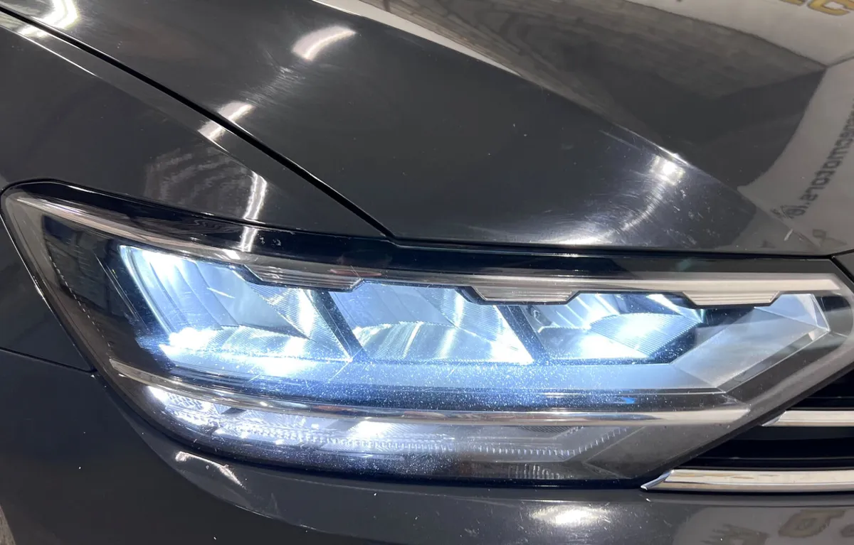 Volkswagen Passat 2020 - Image 4
