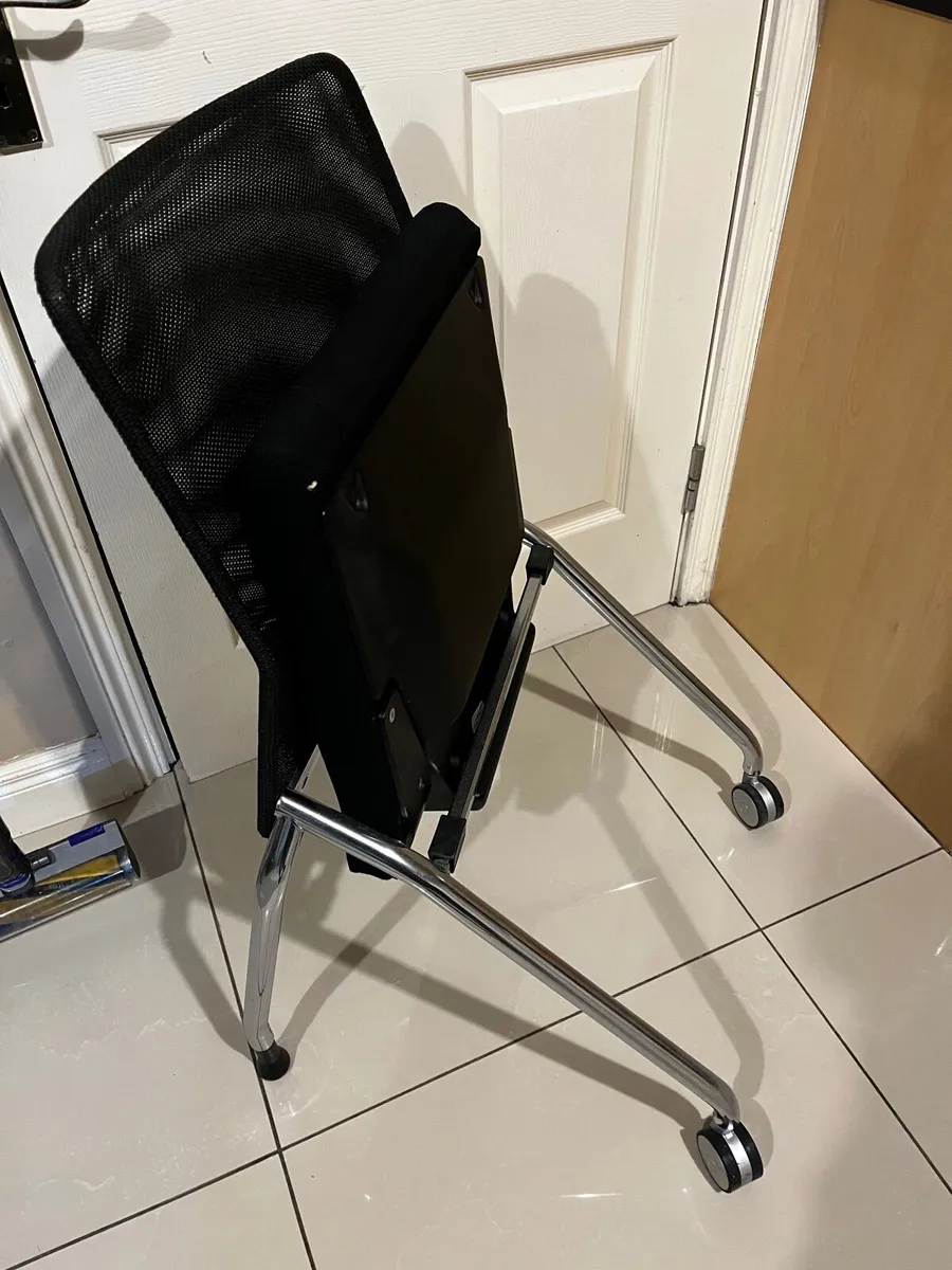 Office chairs - Image 2