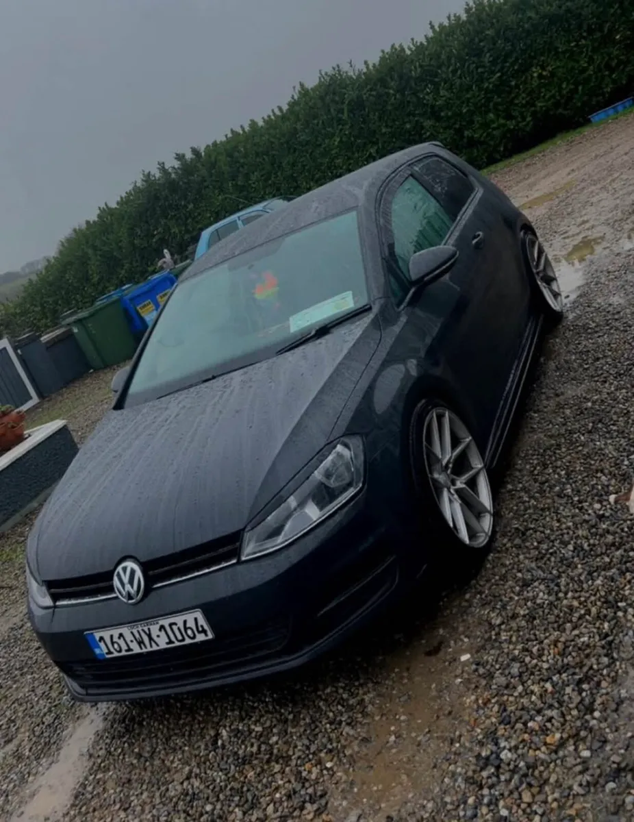 •Volkswagen golf van 1.6 2016 - Image 1