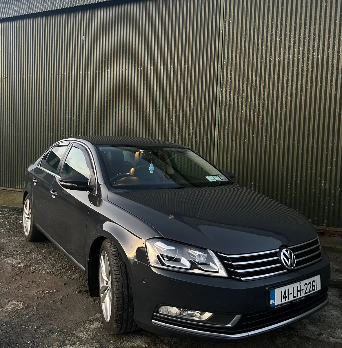 Volkswagen Passat 2014 - Image 1