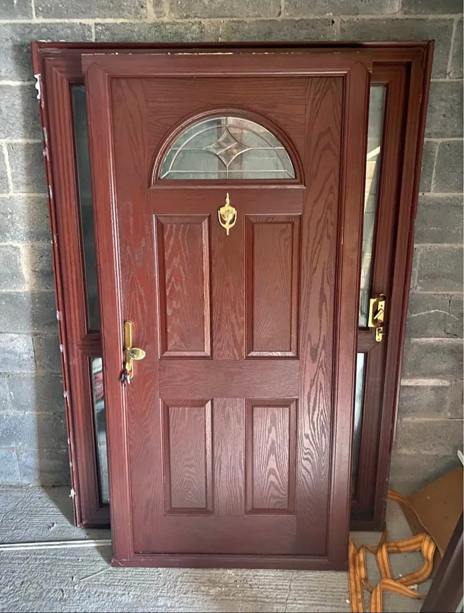 HIGH QUALITY COMPOSITE FRONT DOOR FOR SALE