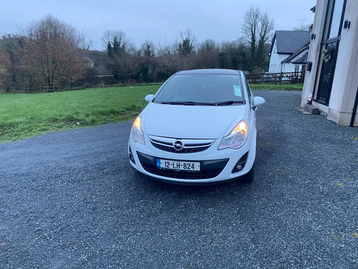 Opel Corsa Limited - Image 2