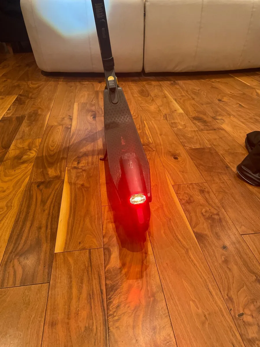 Electric scooter - Image 4