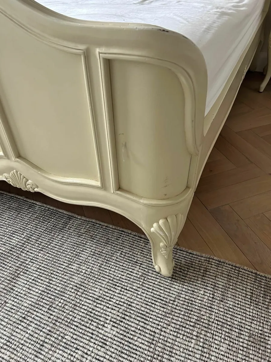 Single mahogany bed - Image 3