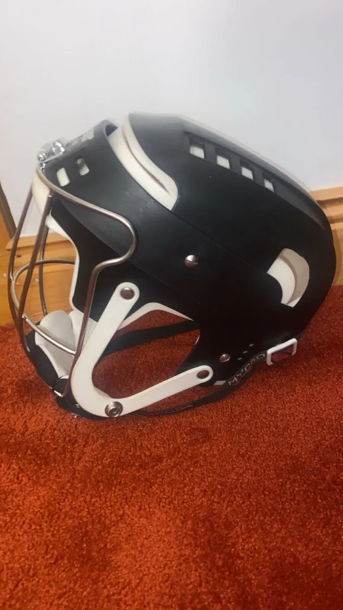 Black cooper hurling helmet - Image 2