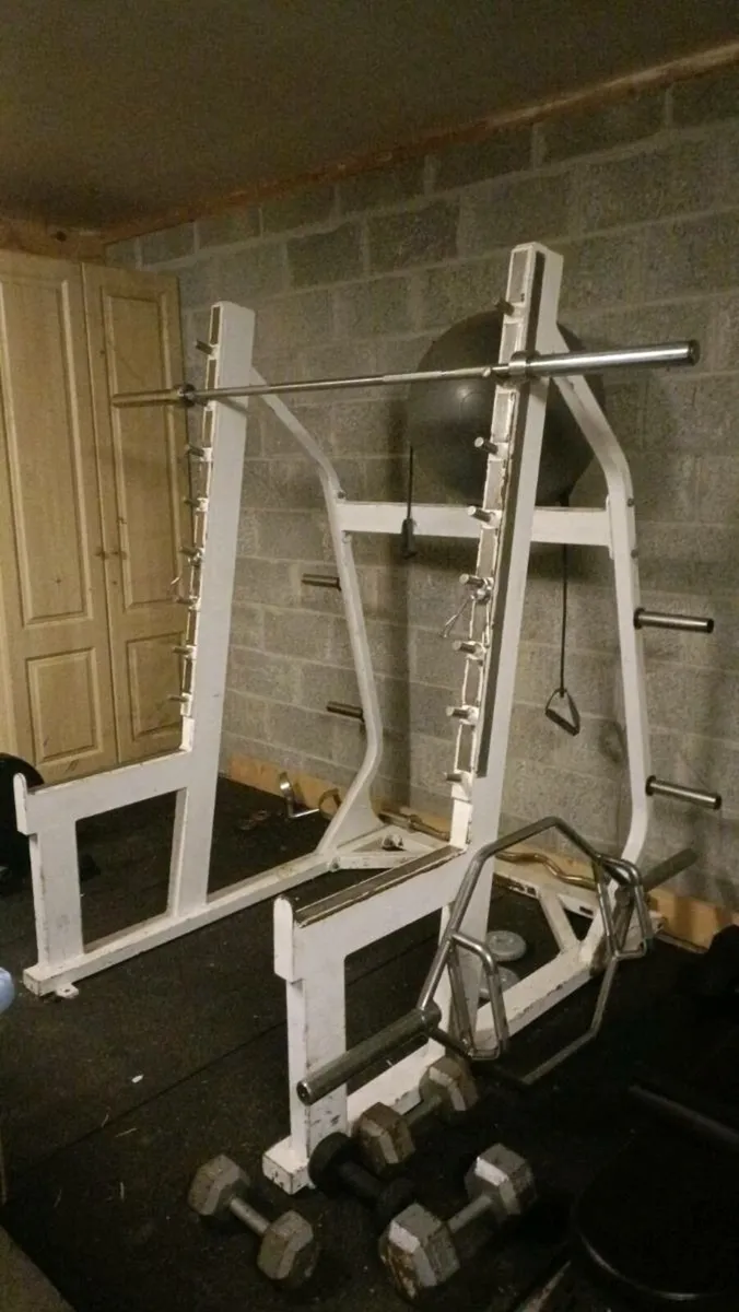 Gym equipment - Image 1