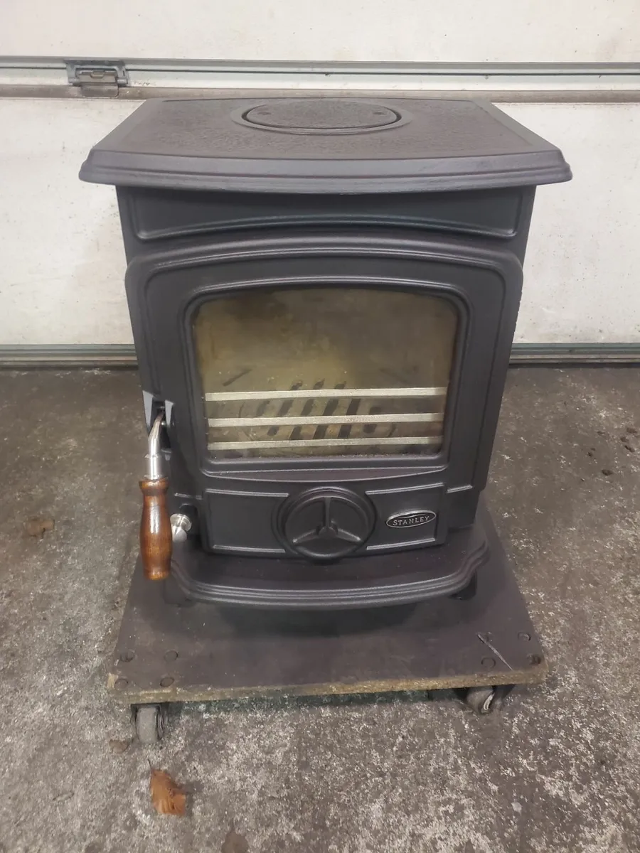 Stanley Oisin 5kw solid fuel stove - Image 2