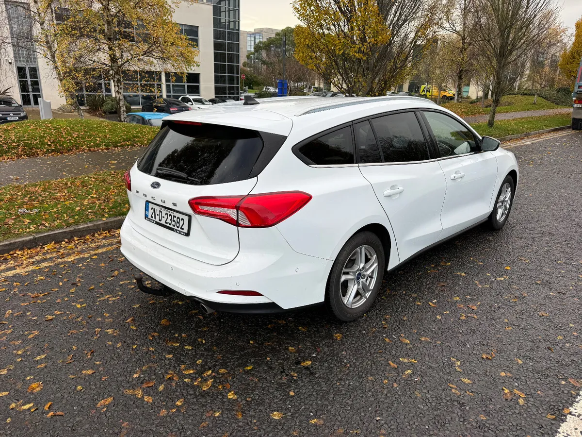 Ford Focus 2021 Nct 3/2027 - Image 2