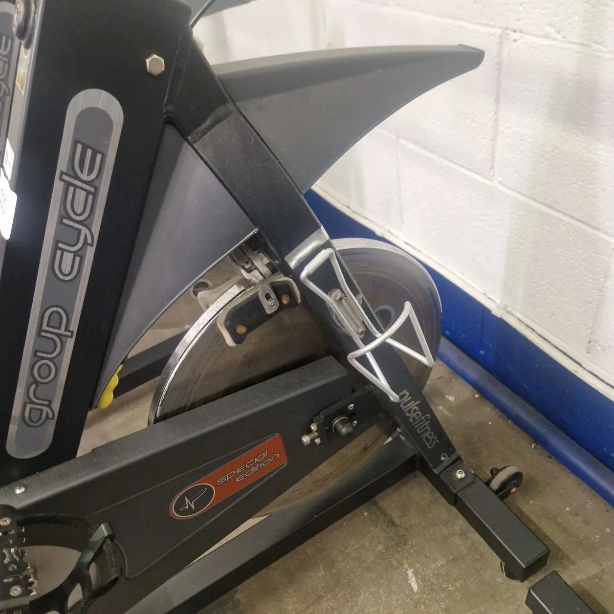 ❄️ SPIN CLASS FOR SALE 10 BIKES TOP BRAND - Image 3