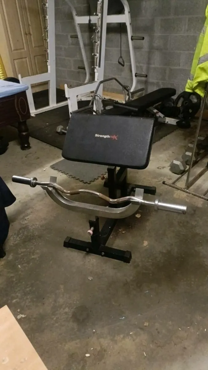 Gym equipment - Image 1
